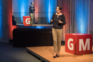 Ulrike Stahl - Keynote Speaker fuer Zusammenarbeit - Buehnenfoto